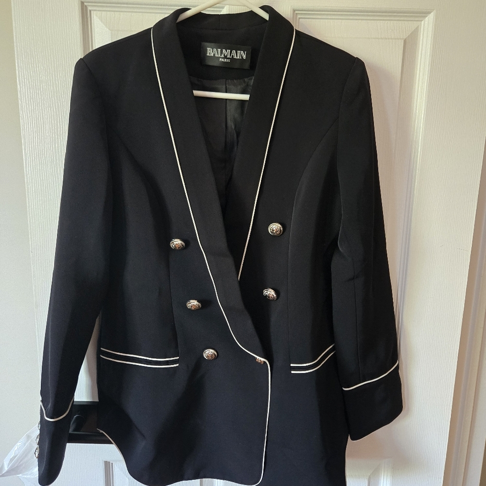 Classic Black Double-Breasted Blazer | Tailored Fit | Size 8